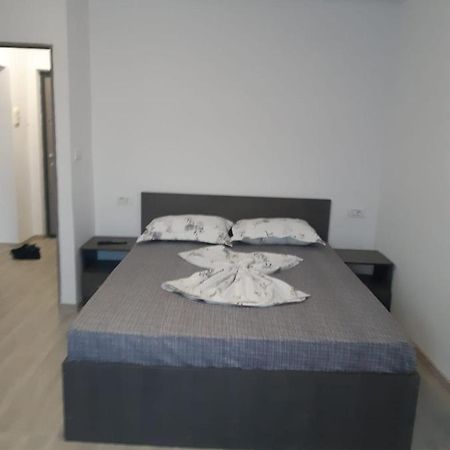 Studio Andrei Ramnicul Valcea Râmnicu Vâlcea المظهر الخارجي الصورة